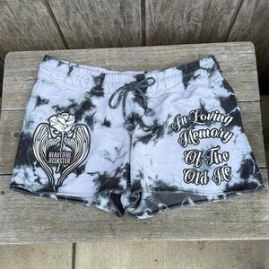 Beautiful Disaster Women's Shorts Black Gray Tie Dye Raw Hem Drawstring Size M